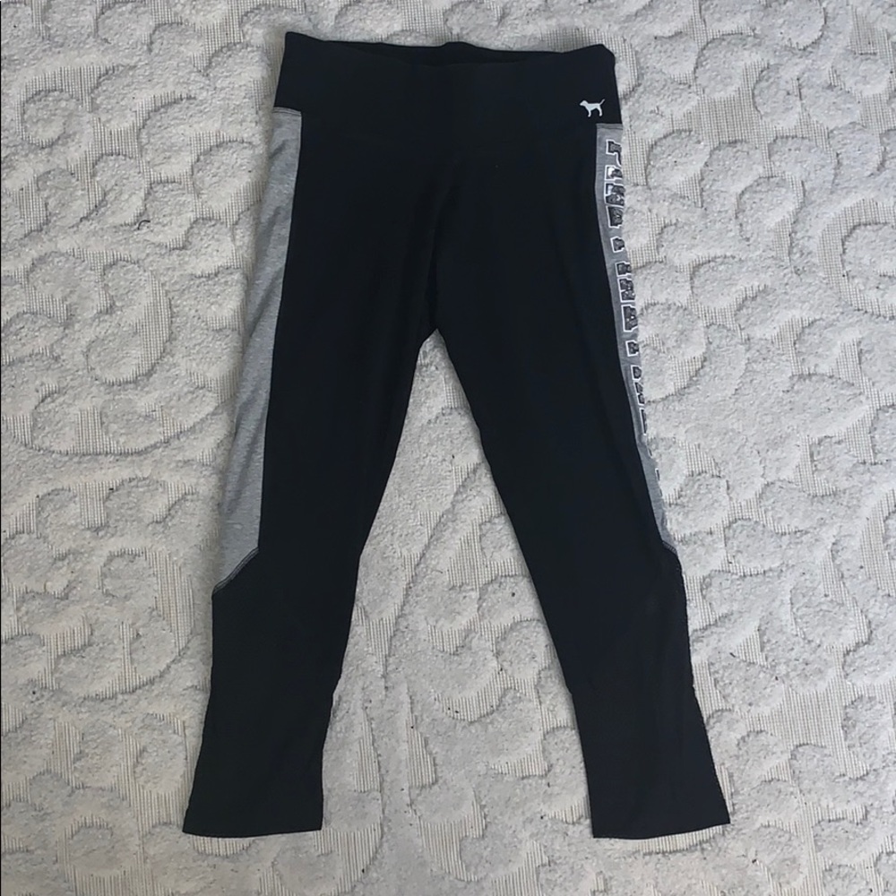VICTORIAS SECRET YOGA LEGGINGS